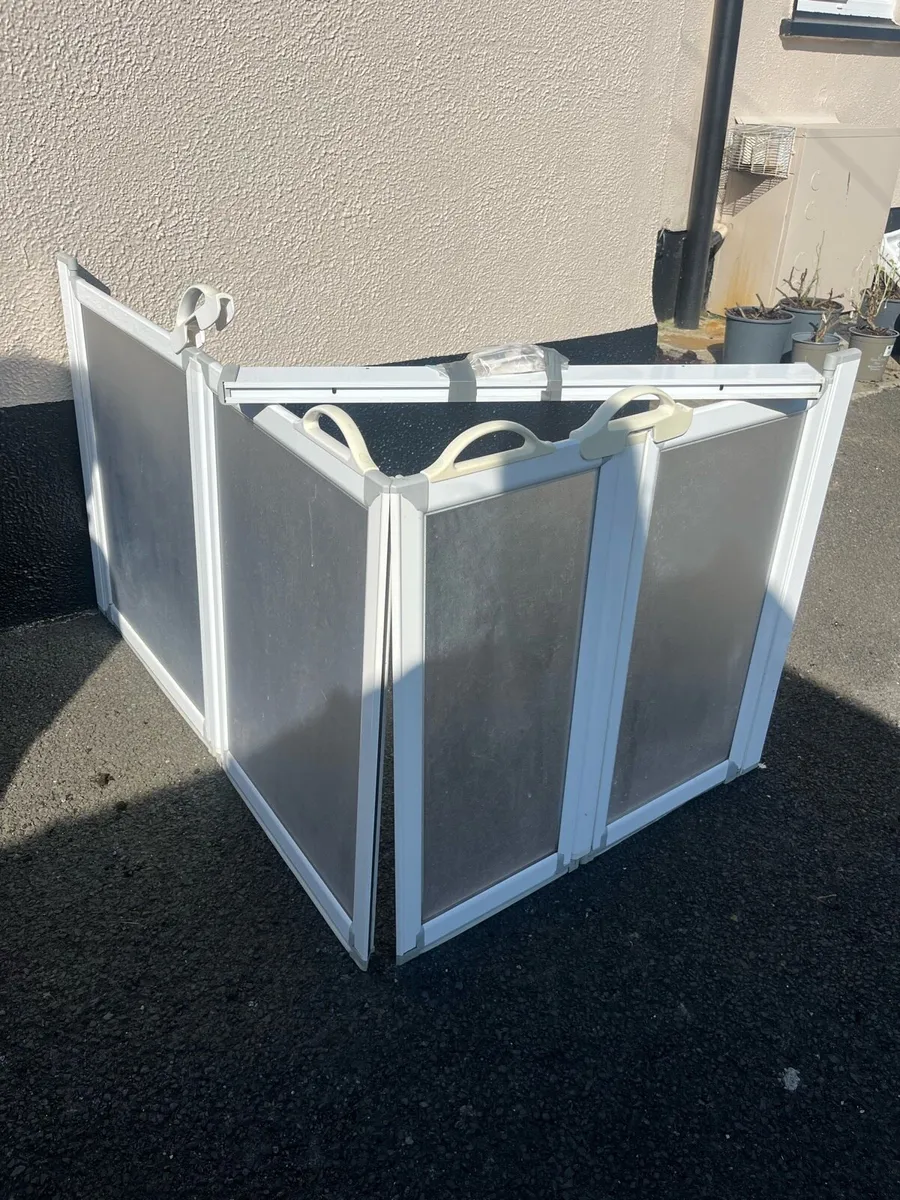 Shower screen - Image 2