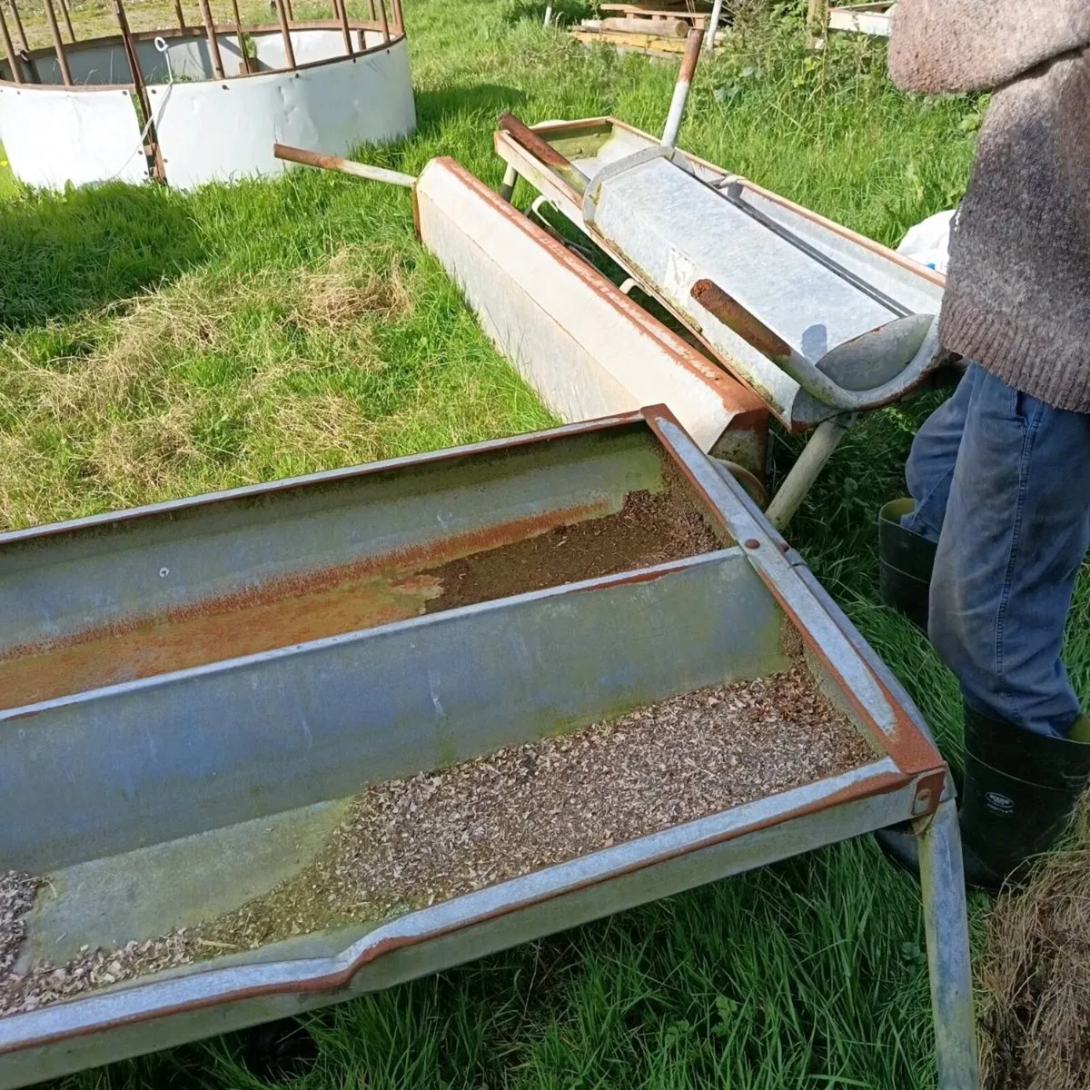 Cattle feeder - Image 3