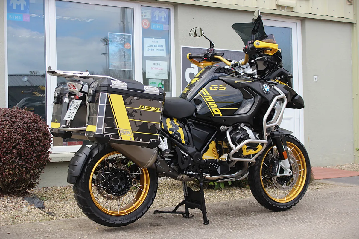 BMW R 1250 GS Adventure 40 Year Anniversary - Image 3