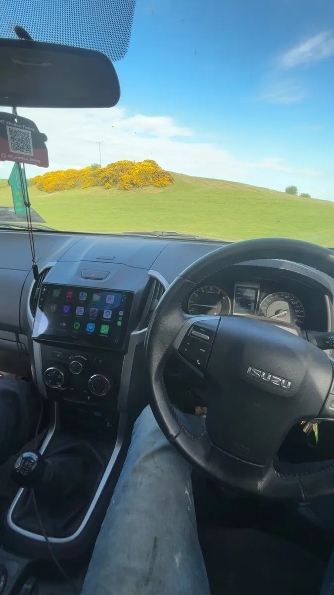 Isuzu D-Max 2.5 diesel 6 speed - Image 4