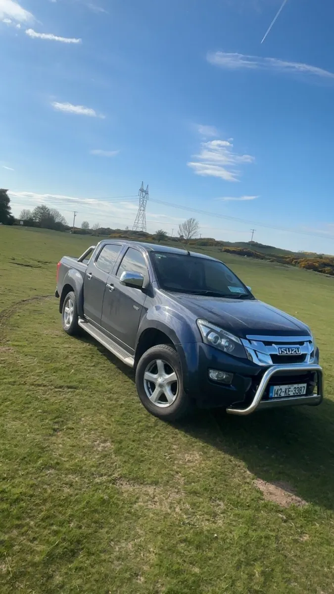 Isuzu D-Max 2.5 diesel 6 speed - Image 1