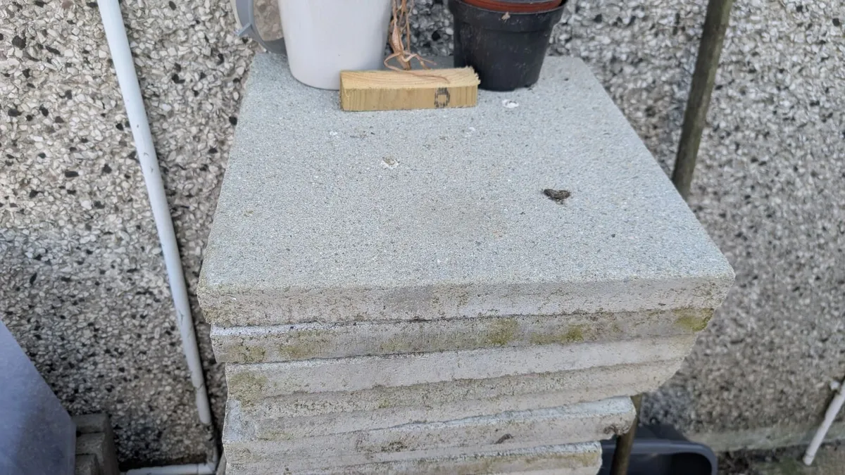 Kilsaran Concrete Flagstones 220 total - Image 1