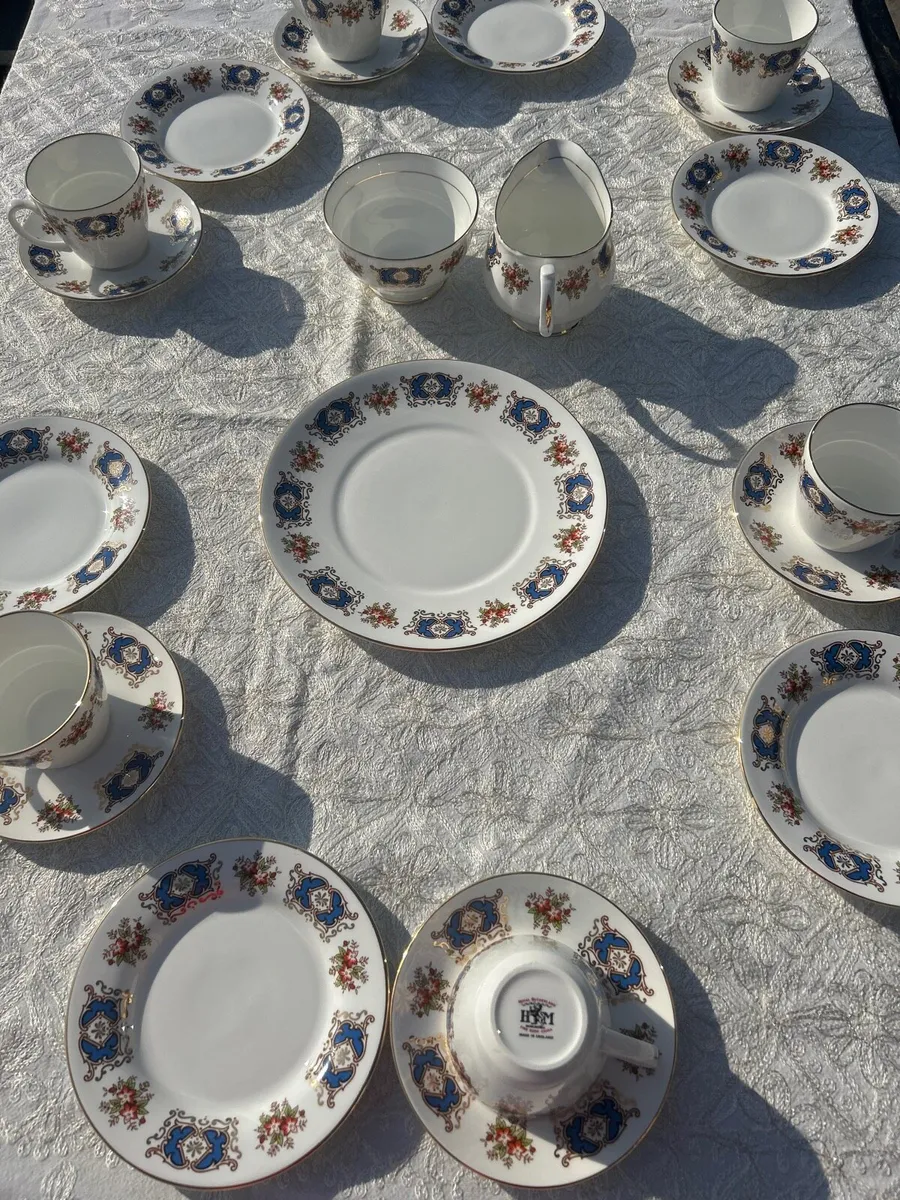 Royal Sutherland full tea set - Image 1