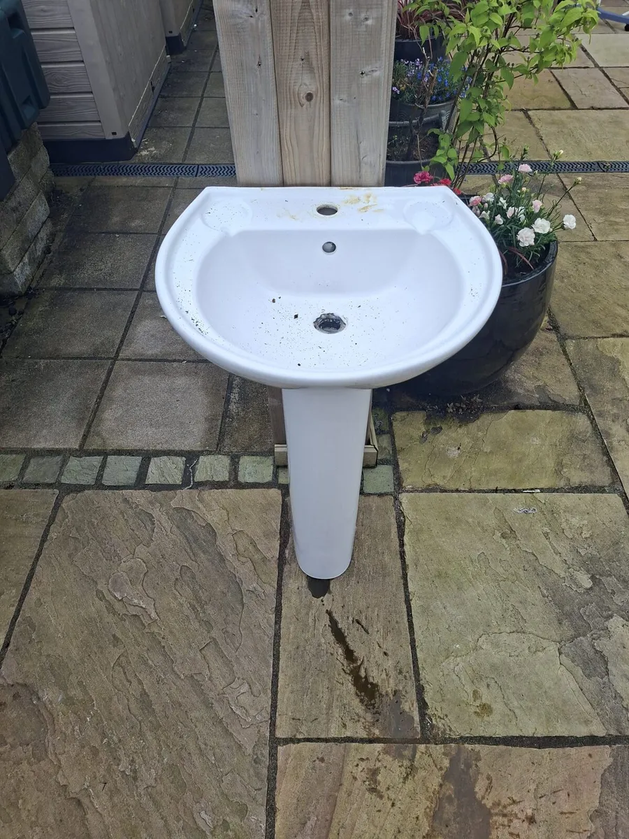 Bathroom Sink - Image 2