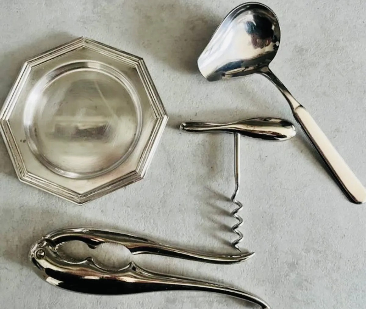 Stamped Italian stainless steel - Image 1