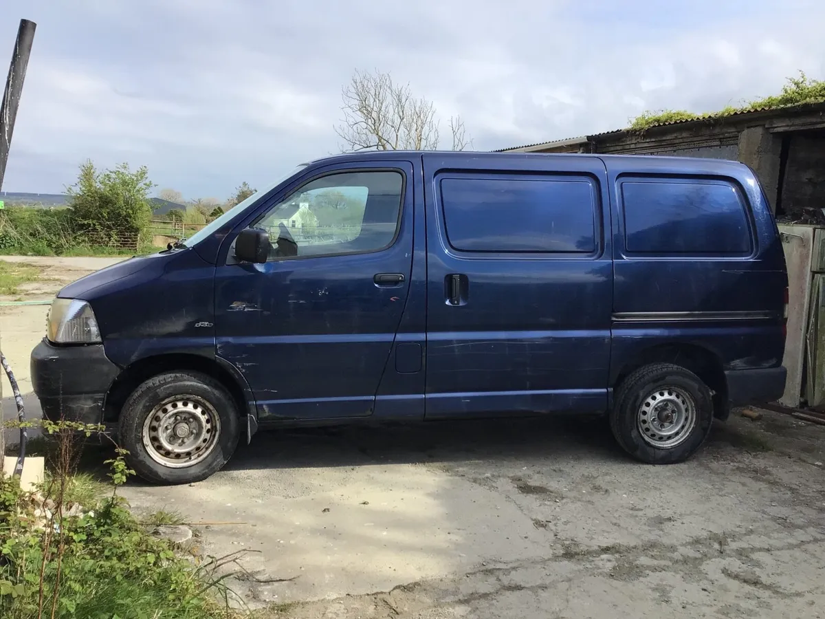 Toyota HiAce 2007 - Image 1