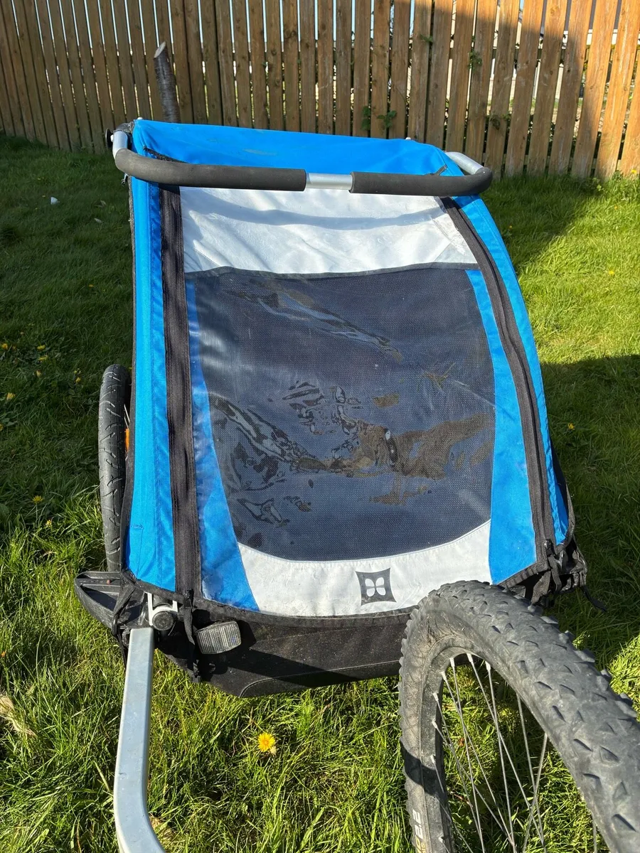 Burley child bike trailer - Image 2