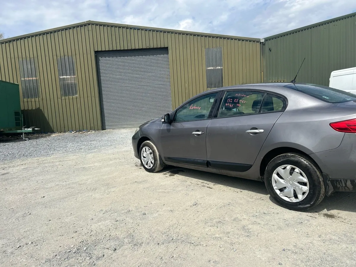 2013 Renault fluence 1.5 diesel - Image 1