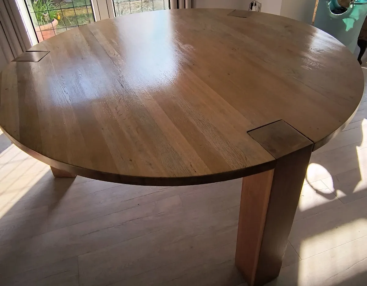 Solid Oak Round Table - Image 2