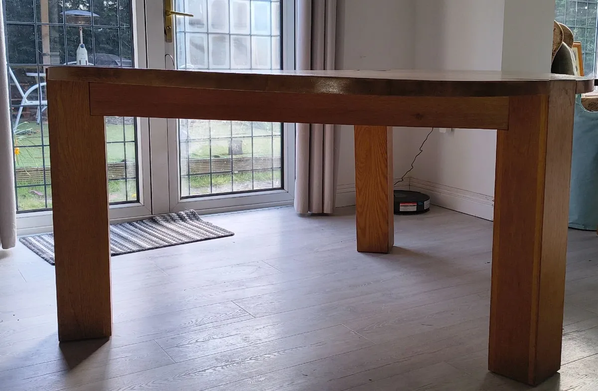 Solid Oak Round Table - Image 1