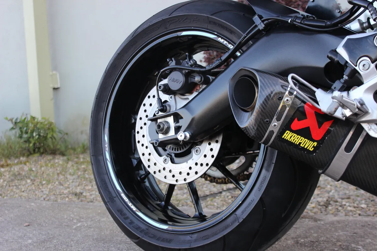 YAMAHA MT-09 - Image 4