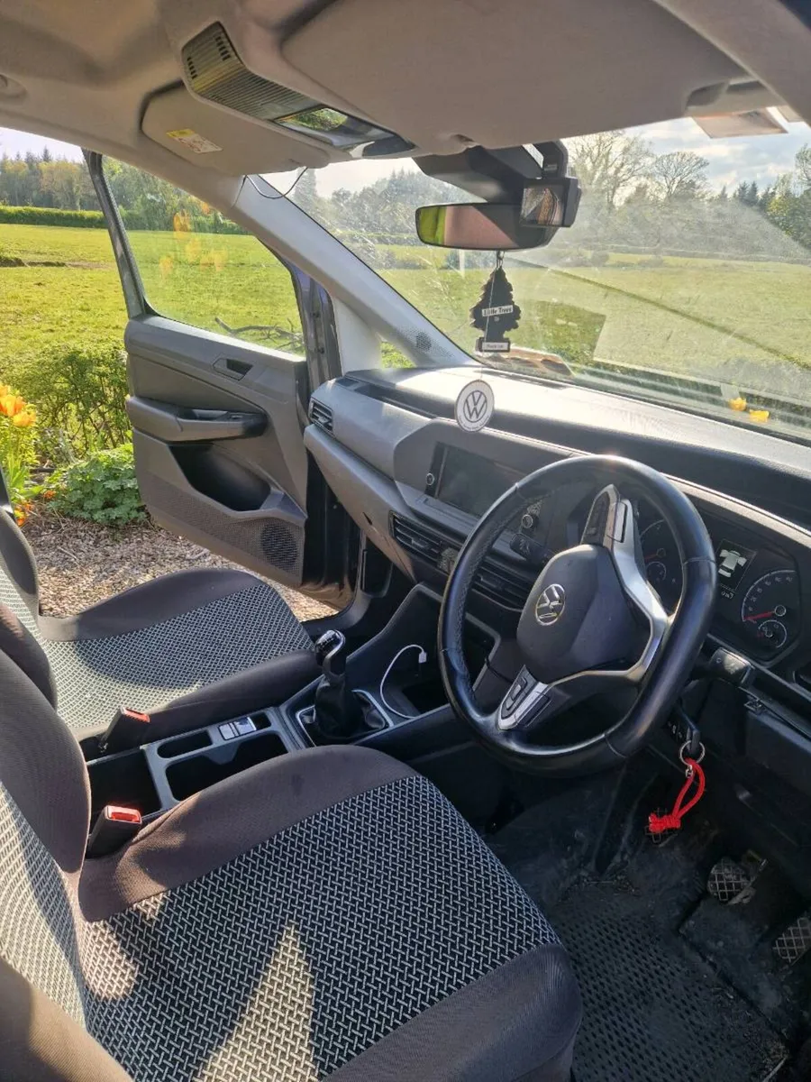 VW Caddy maxi Cargo Ed - Image 2