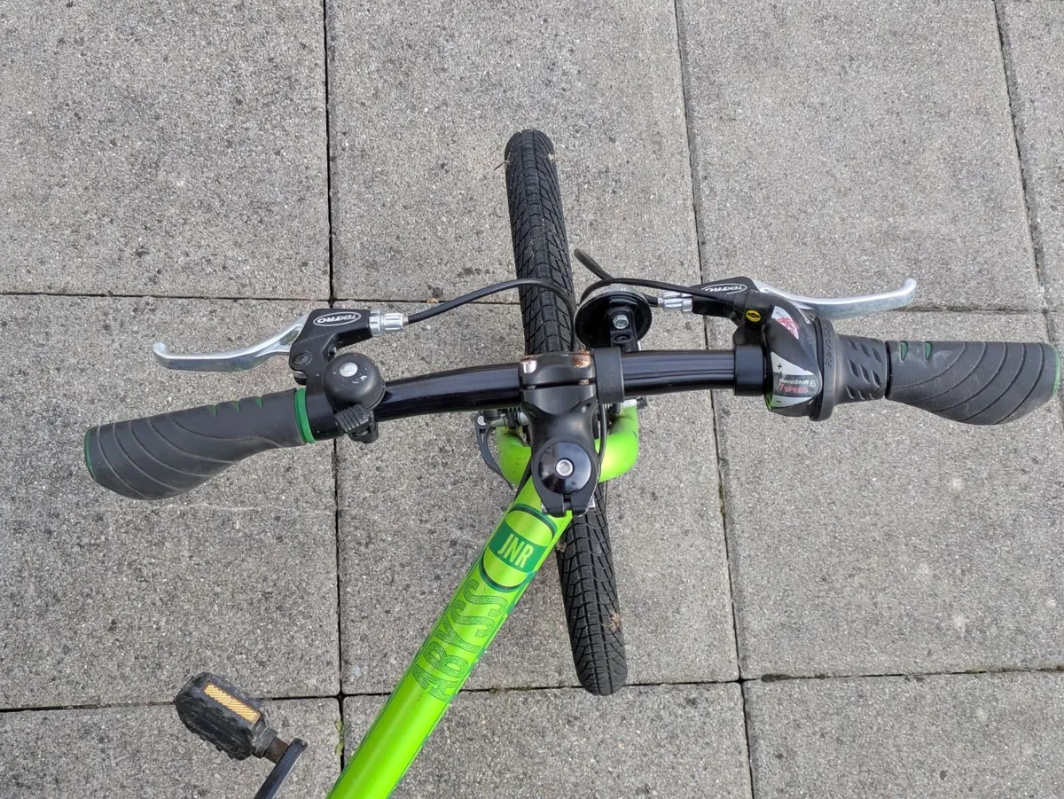 Carrera bicycle 20" wheel with quick release - Image 4