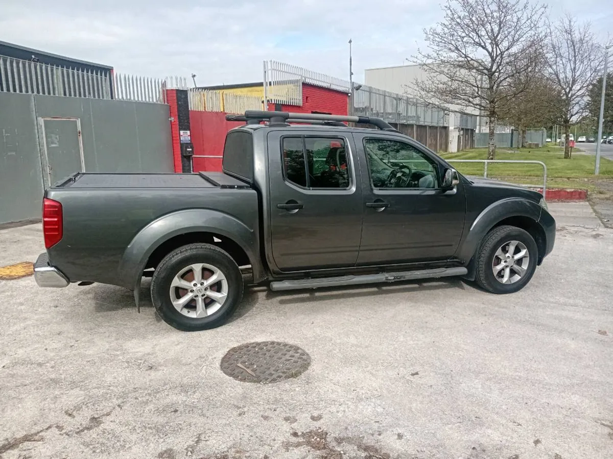 Nissan Navara 2014!! 4x4 doe and tax!! - Image 3