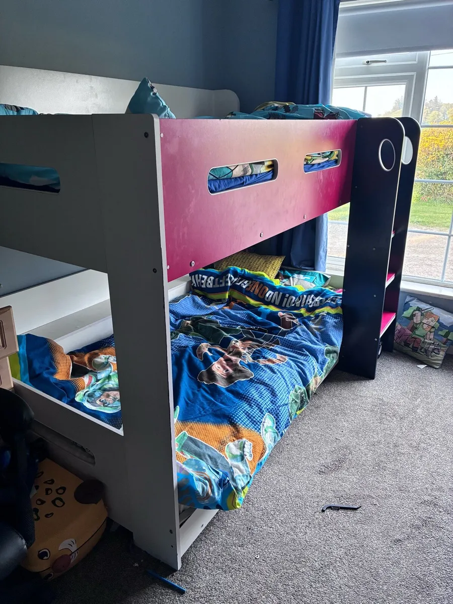 Kids bunk bed - Image 1
