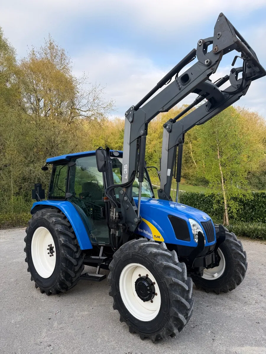 New Holland TL 90 A - Image 1