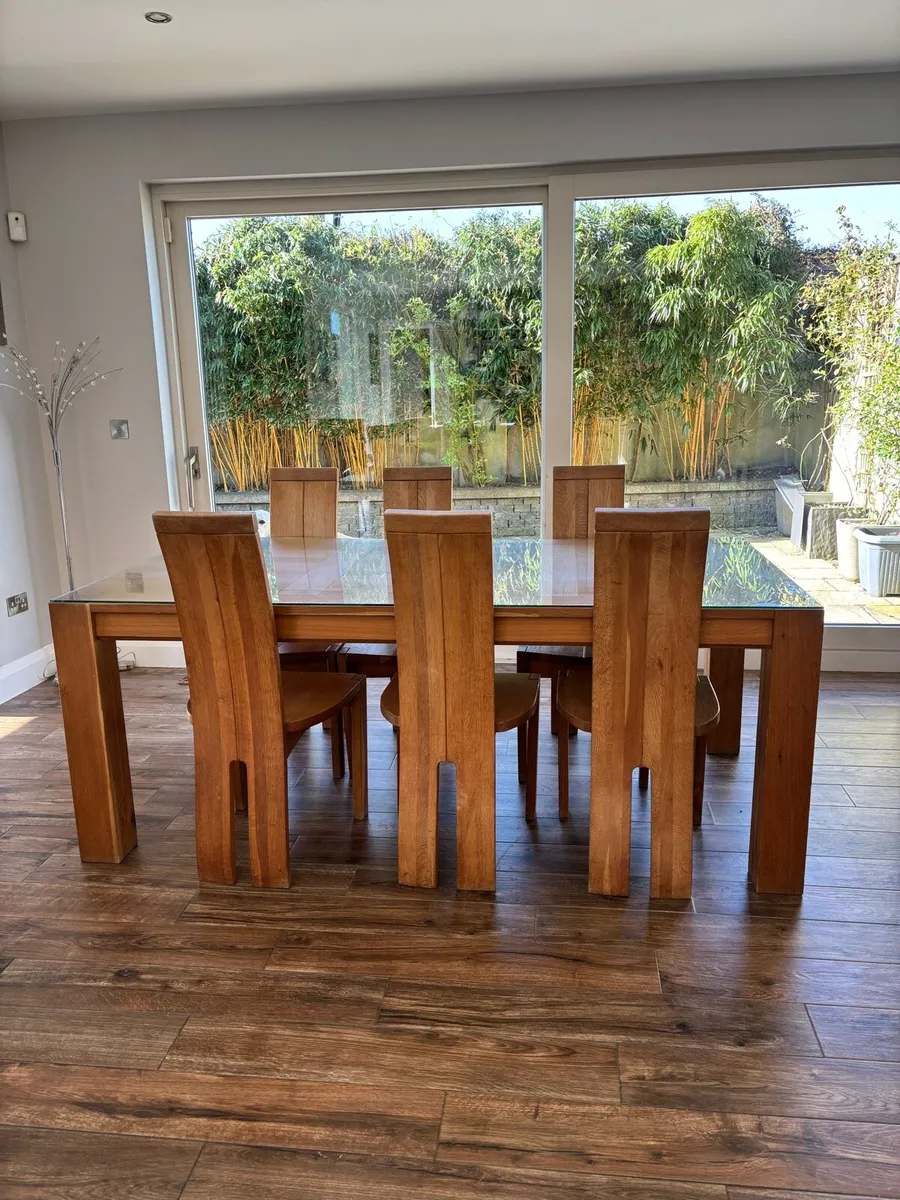 Dining Table and 6 Chairs Solid Oak - Image 1