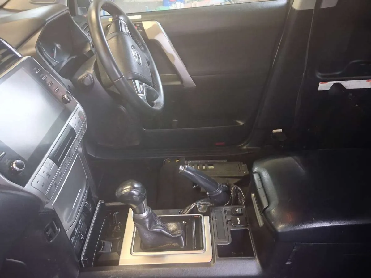 car valeting services - Image 3