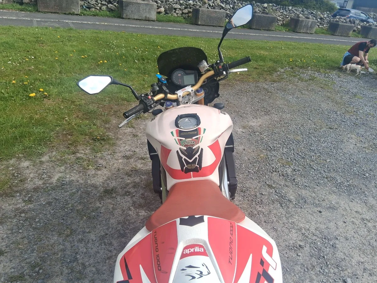 Aprilia Tuono 2007 - Image 4