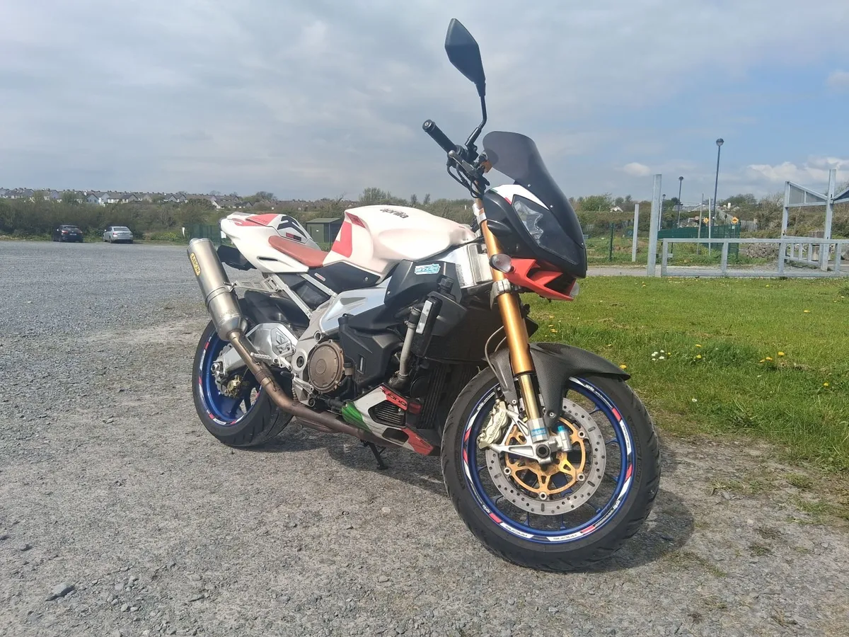 Aprilia Tuono 2007 - Image 1