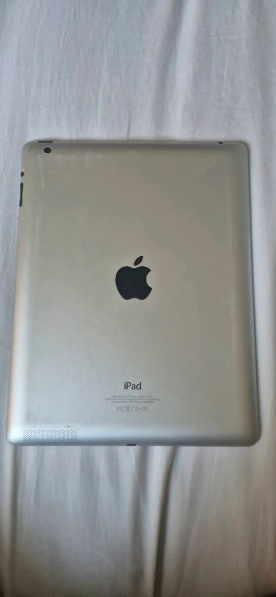 Ipad 4th generation - Image 1