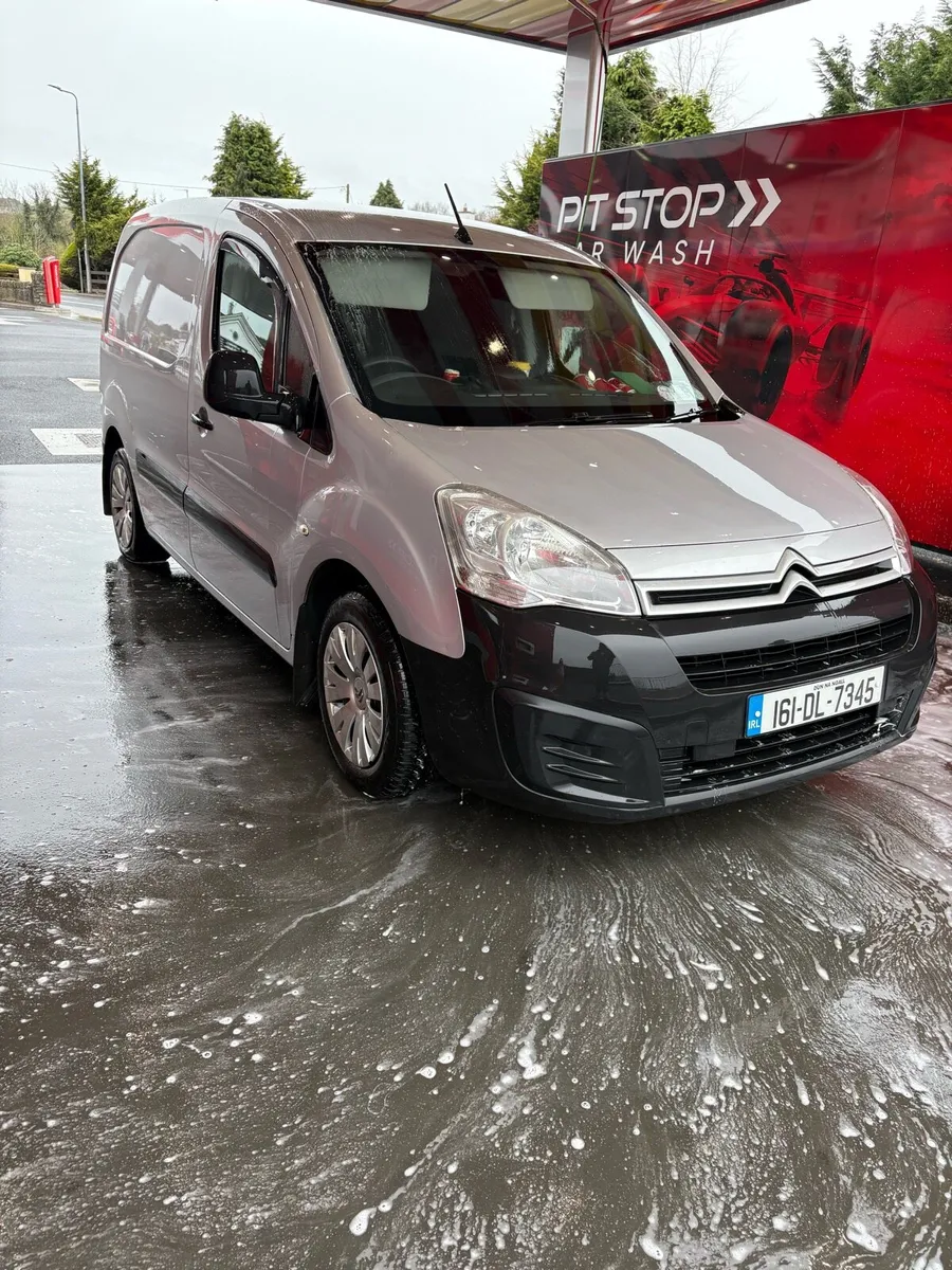 2016 Citroen Berlingo - Image 2