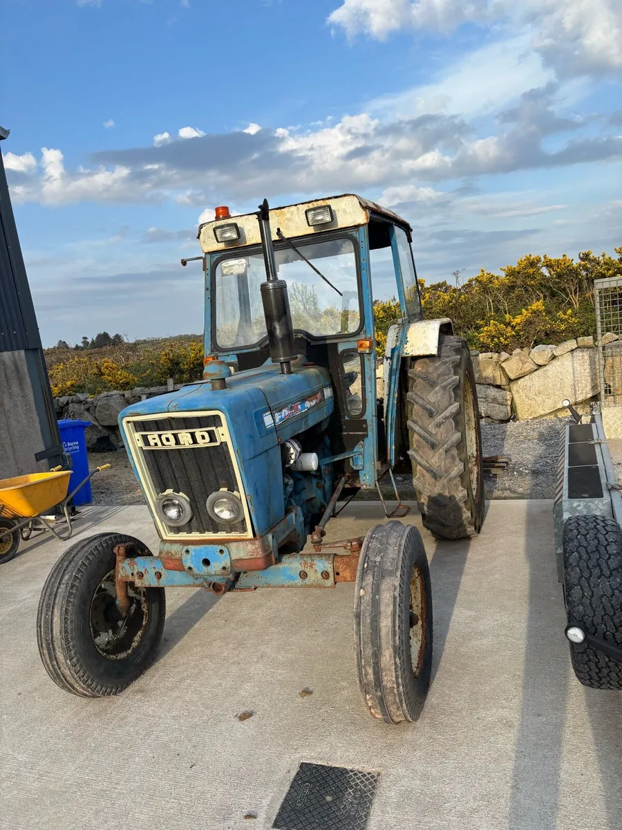 Ford tractor 4000 - Image 1