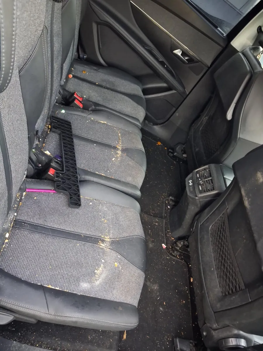 car valeting services - Image 1