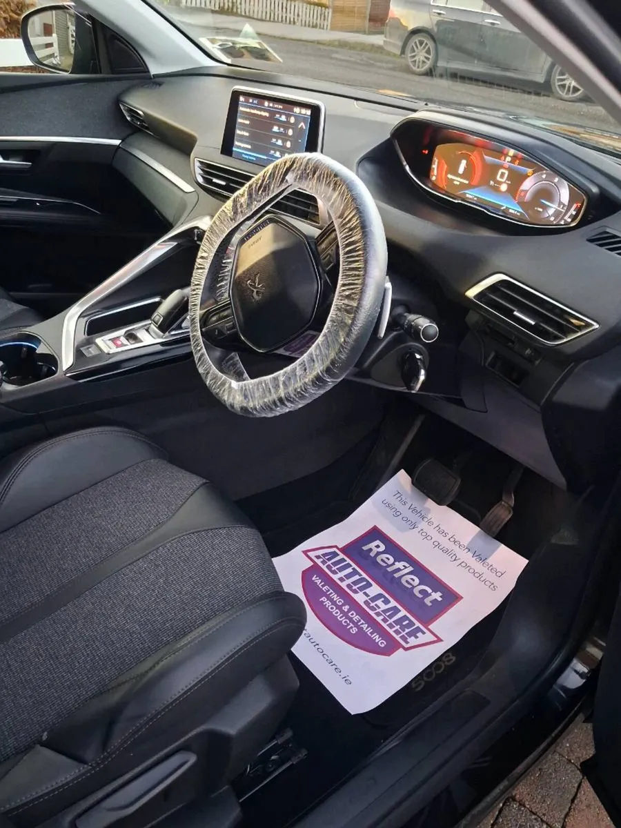 car valeting services - Image 2