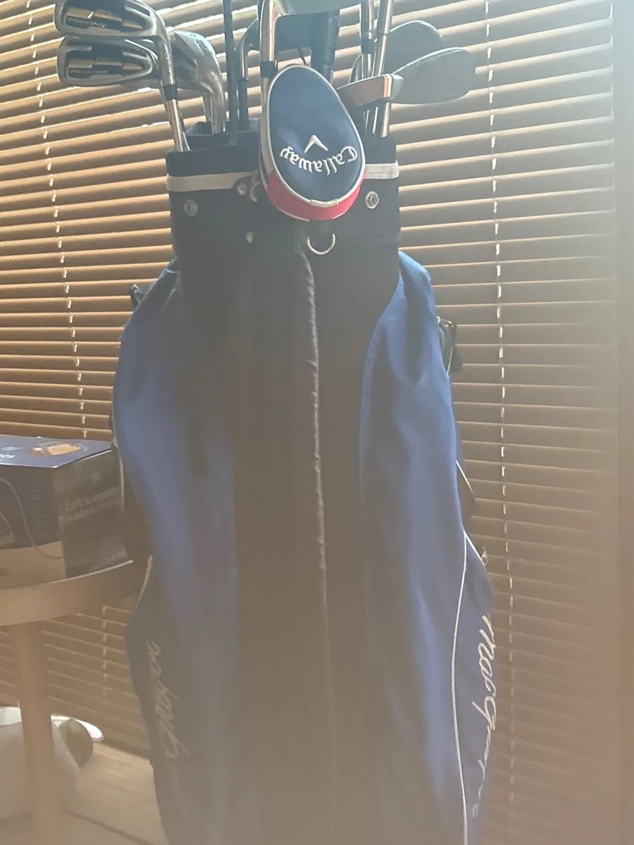 Golf clubs and custom bag - Image 3