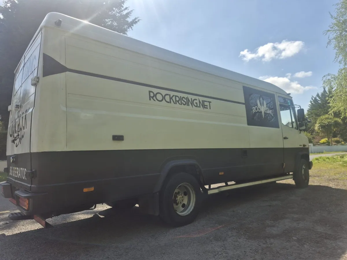 Mercedes Vario 816 - Image 2