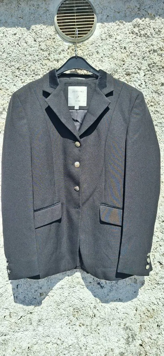 Tally-Ho Show Jacket - Image 1
