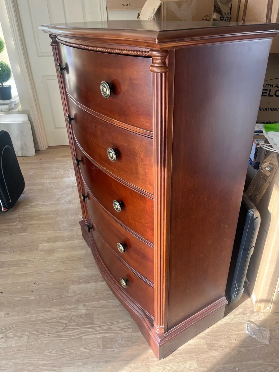 Chest of drawers - Image 2