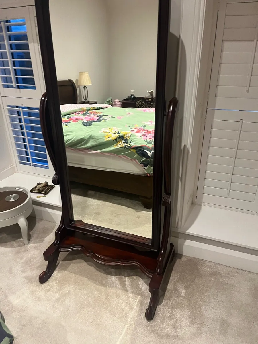 Chest of drawers - Image 3