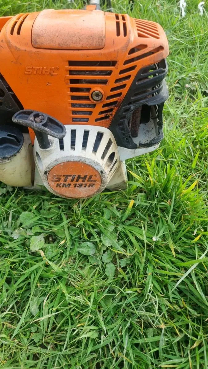 Stihl long reach hedge trimmer,  hedge cutter - Image 2