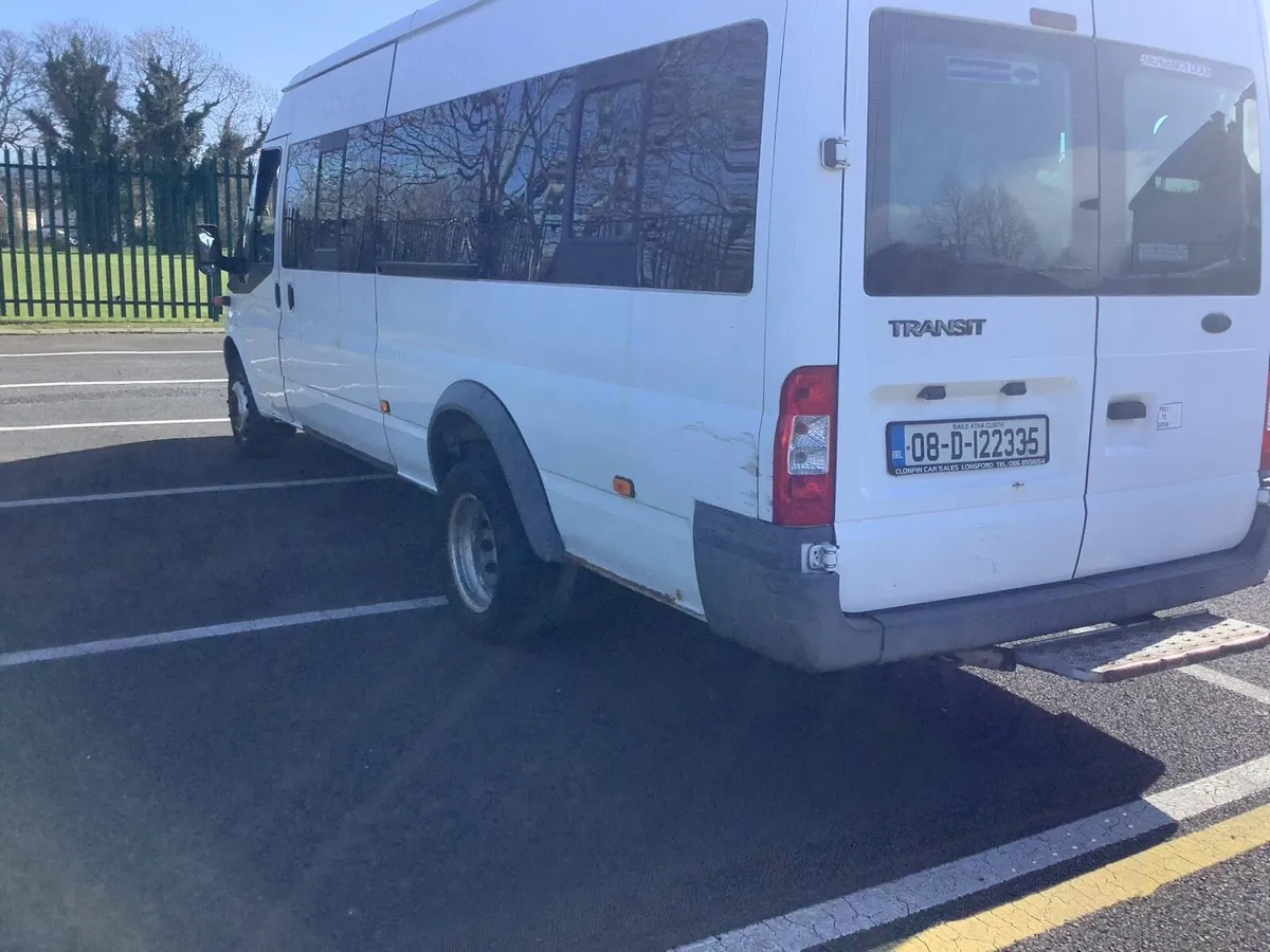 FORD TRANSIT 100 ‘ 17 SEATER MINIBUS / DOE’d/ FSH - Image 4