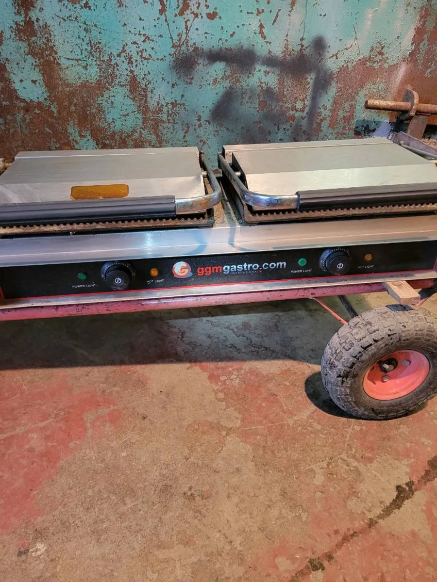 Grill Contact Panini Grill GGM GASTRO - Image 2