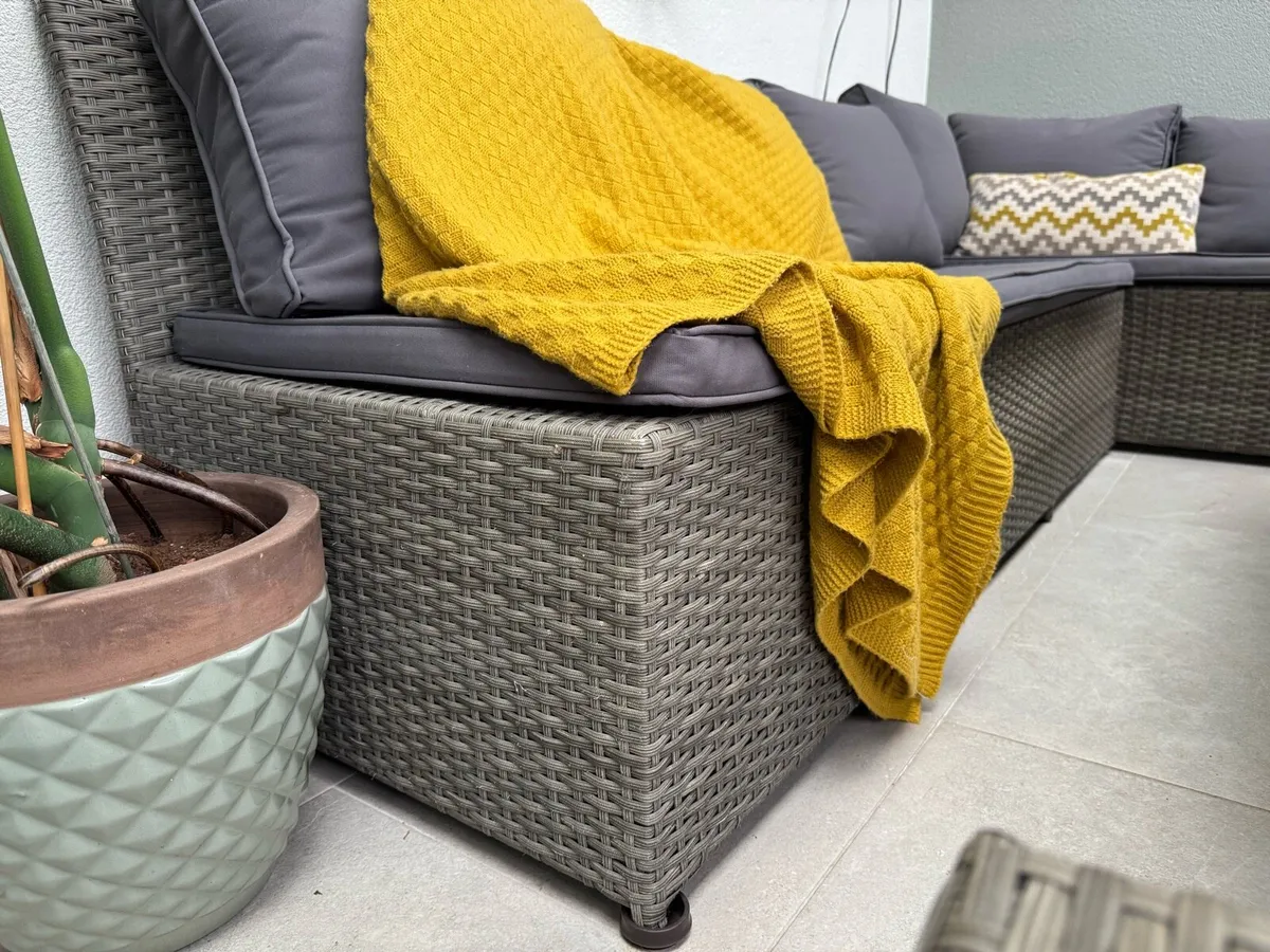 Rattan Patio Set - Image 2