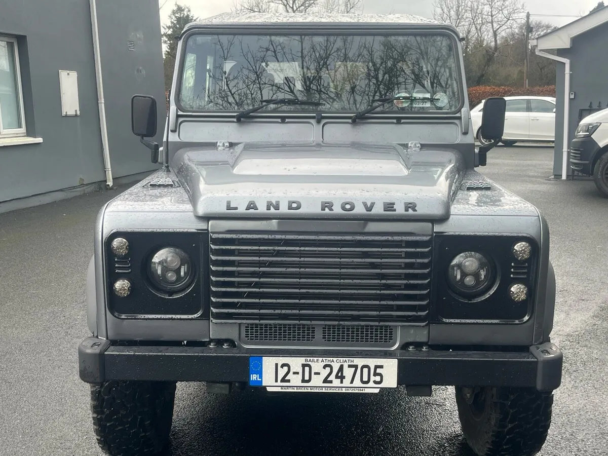 Defender 130 - Image 1