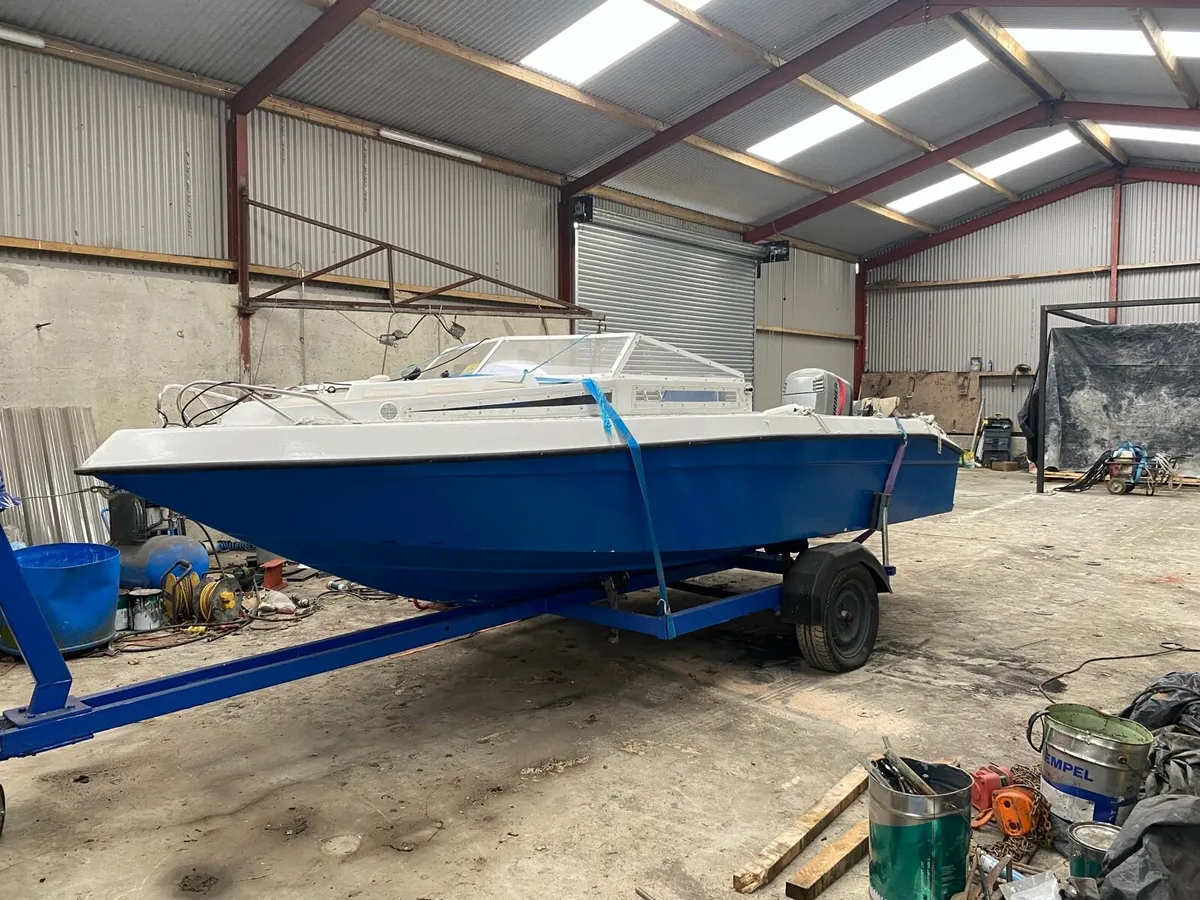 Speed boat - Image 1