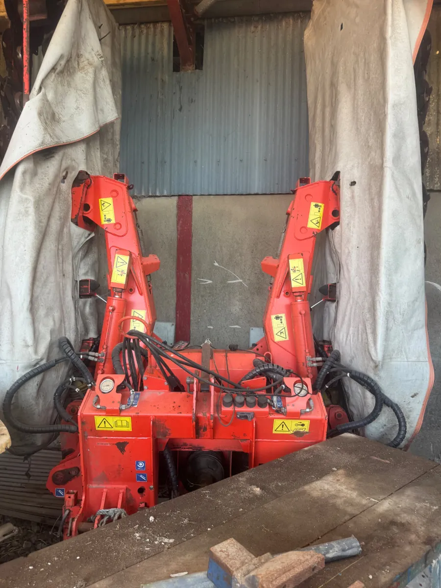 Farm machinery - Image 2