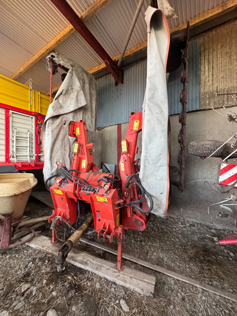 Farm machinery - Image 1