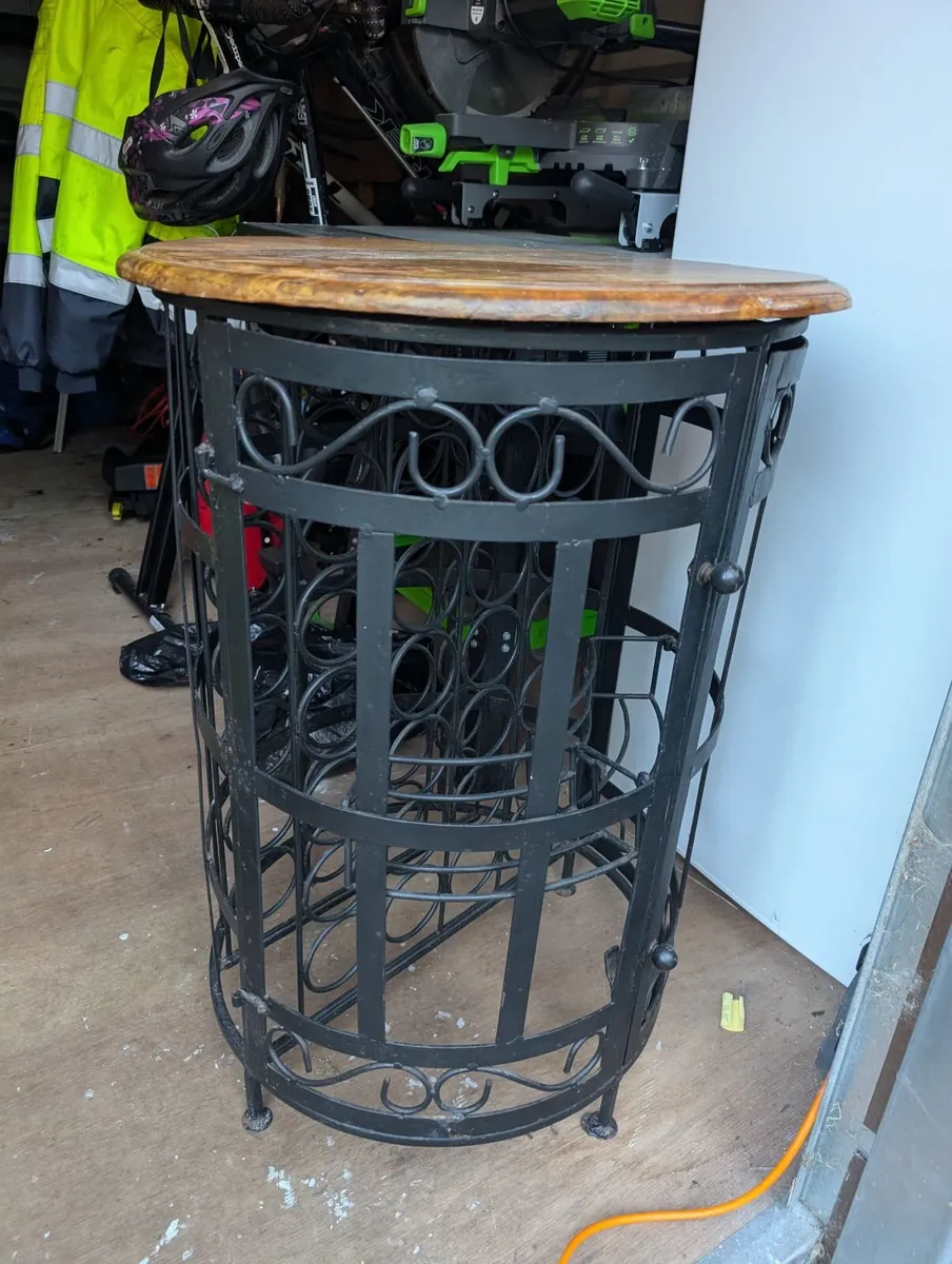 Wine rack - Image 1