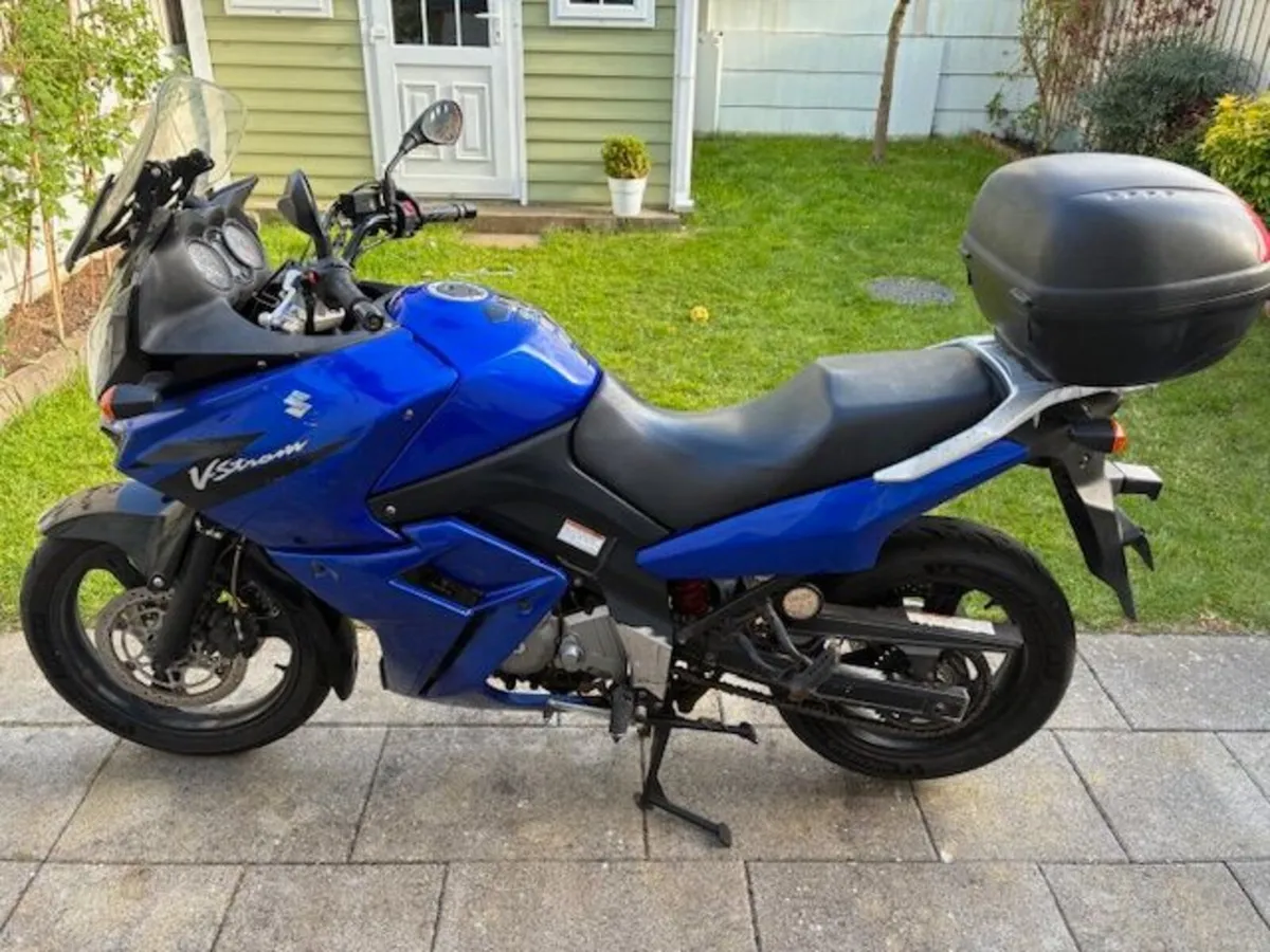 Suzuki V-Strom 650 2005 - Image 1