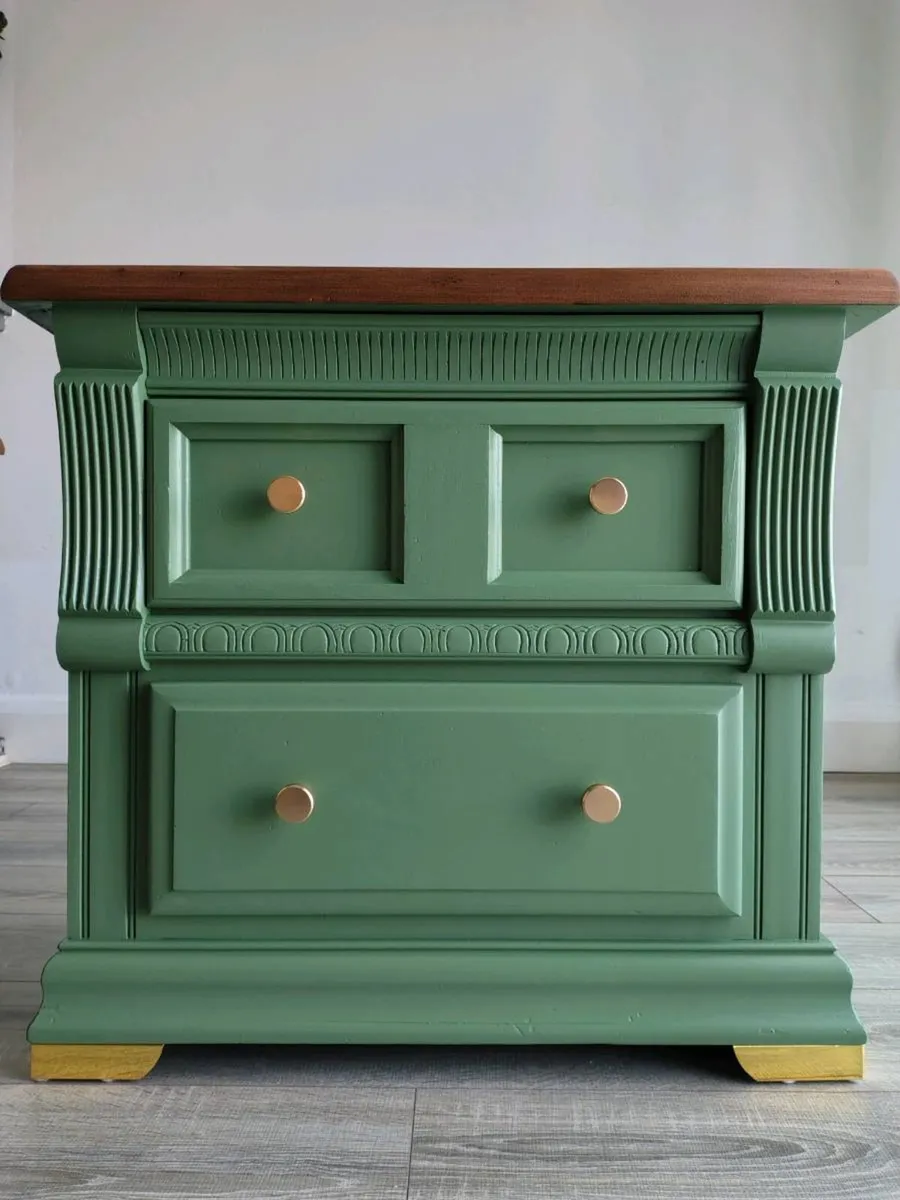 Pair of large bedside tables - Image 3