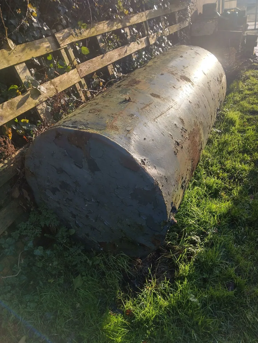 Diesel/kerosene tank for sale. - Image 1