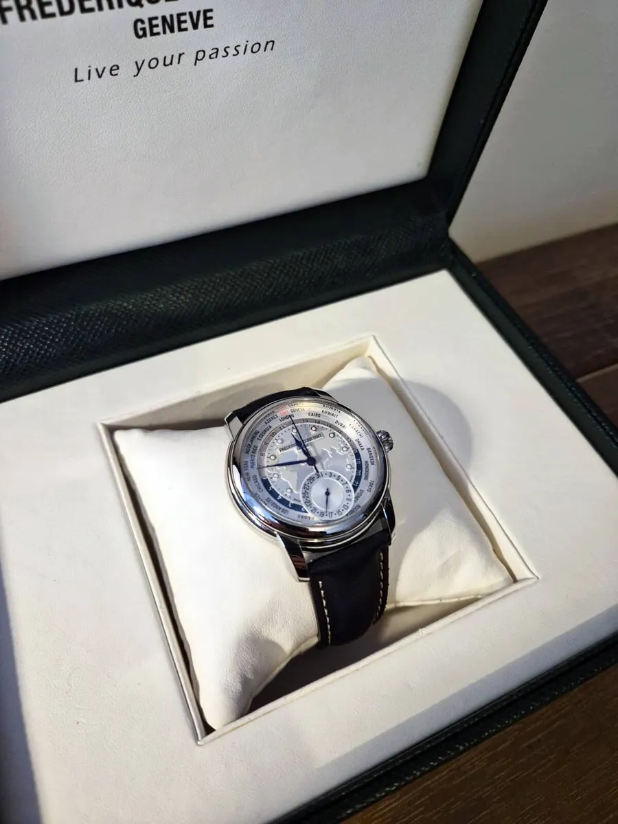 Frederique Constant Manufacture Worldtimer - Image 4
