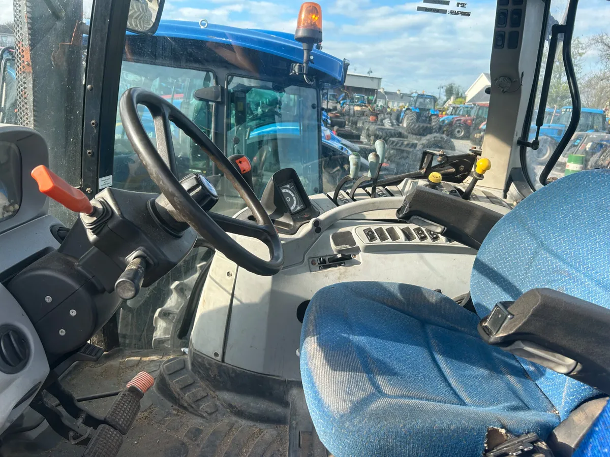 2008 New Holland T6050 - Image 2
