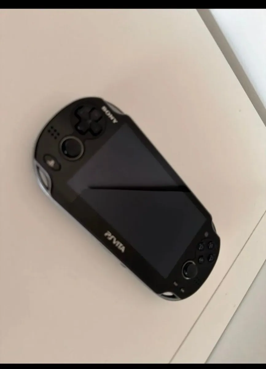 PlayStation Vita - Image 4