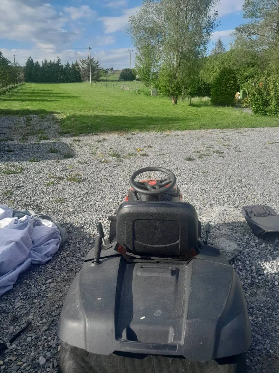 Ride on Lawn Mower - Image 4